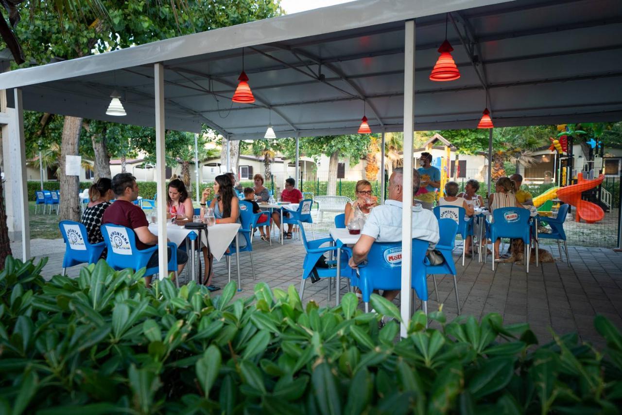Camping Village Lake Placid Silvi Marina Exterior foto