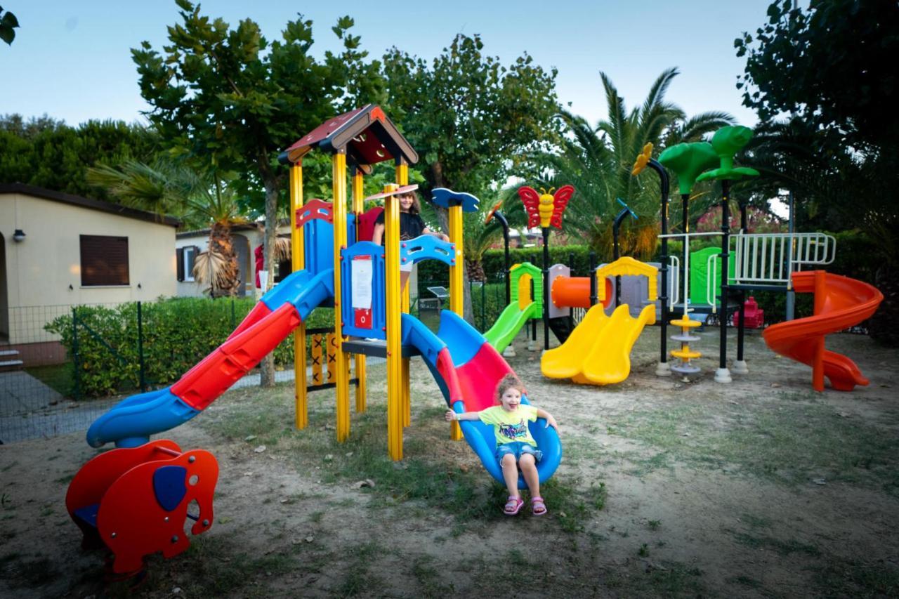 Camping Village Lake Placid Silvi Marina Exterior foto