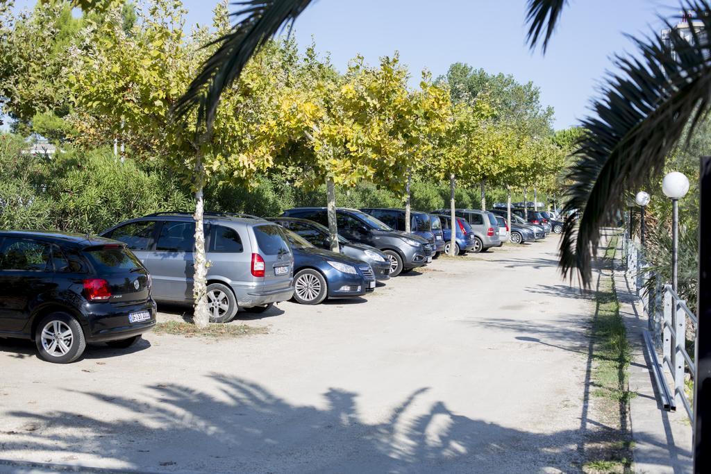 Camping Village Lake Placid Silvi Marina Exterior foto